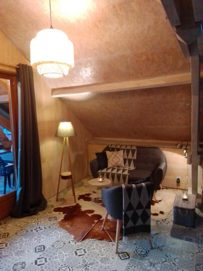 Au Gre Du Lot Bed & Breakfast Le Bourg Ngoại thất bức ảnh